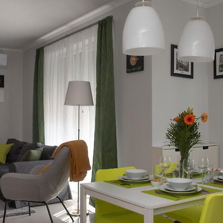 Sunny Home Near Bud With 2Br, Ac And Free Parking Вечеш Екстериор снимка