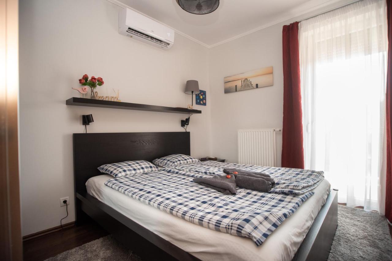 Sunny Home Near Bud With 2Br, Ac And Free Parking Вечеш Екстериор снимка